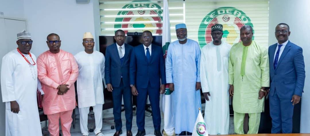 299c20a4-3f43-4a08-ba60-1961de68fcfa