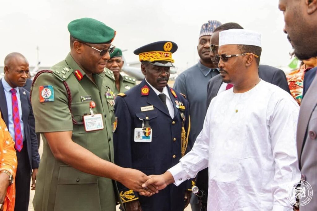 زيارة ديبي إلى أبوجا تفتح ملفات الأمن والتعاون الاقتصادي